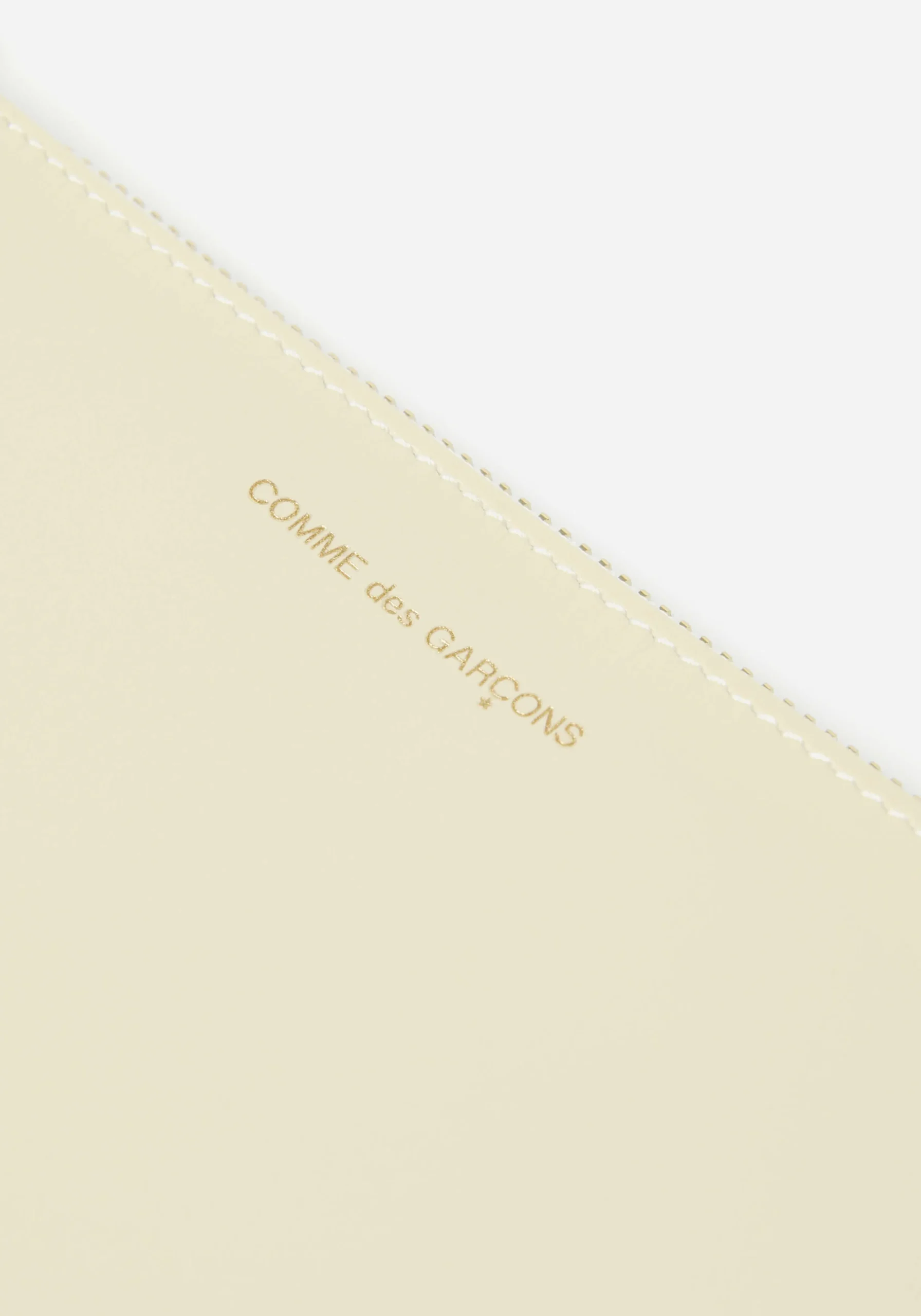 COMME DES GARCONS CLASSIC COLOUR WALLET ZIP POUCH
