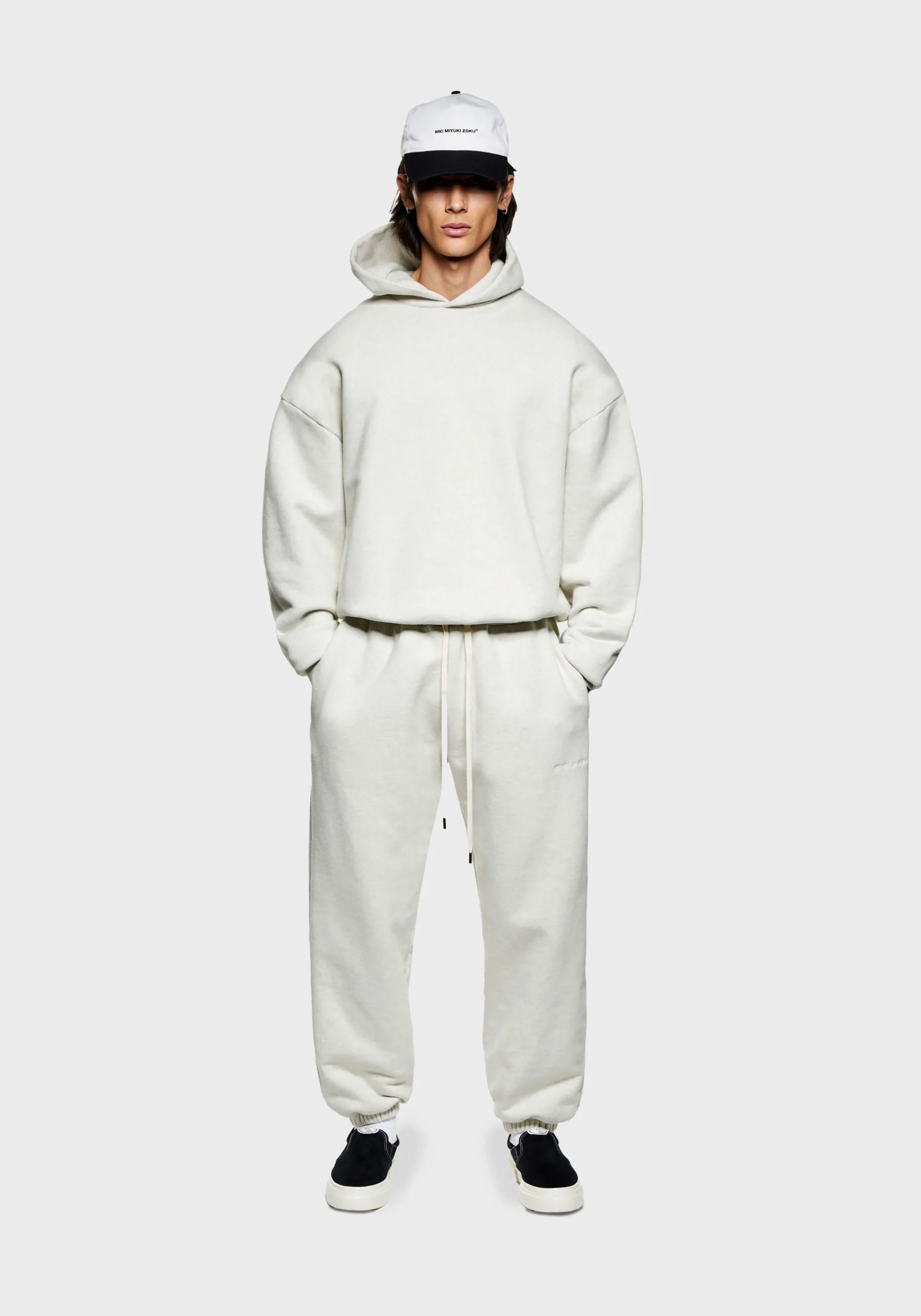 MKI 800 GSM SUPERWEIGHT HOODY