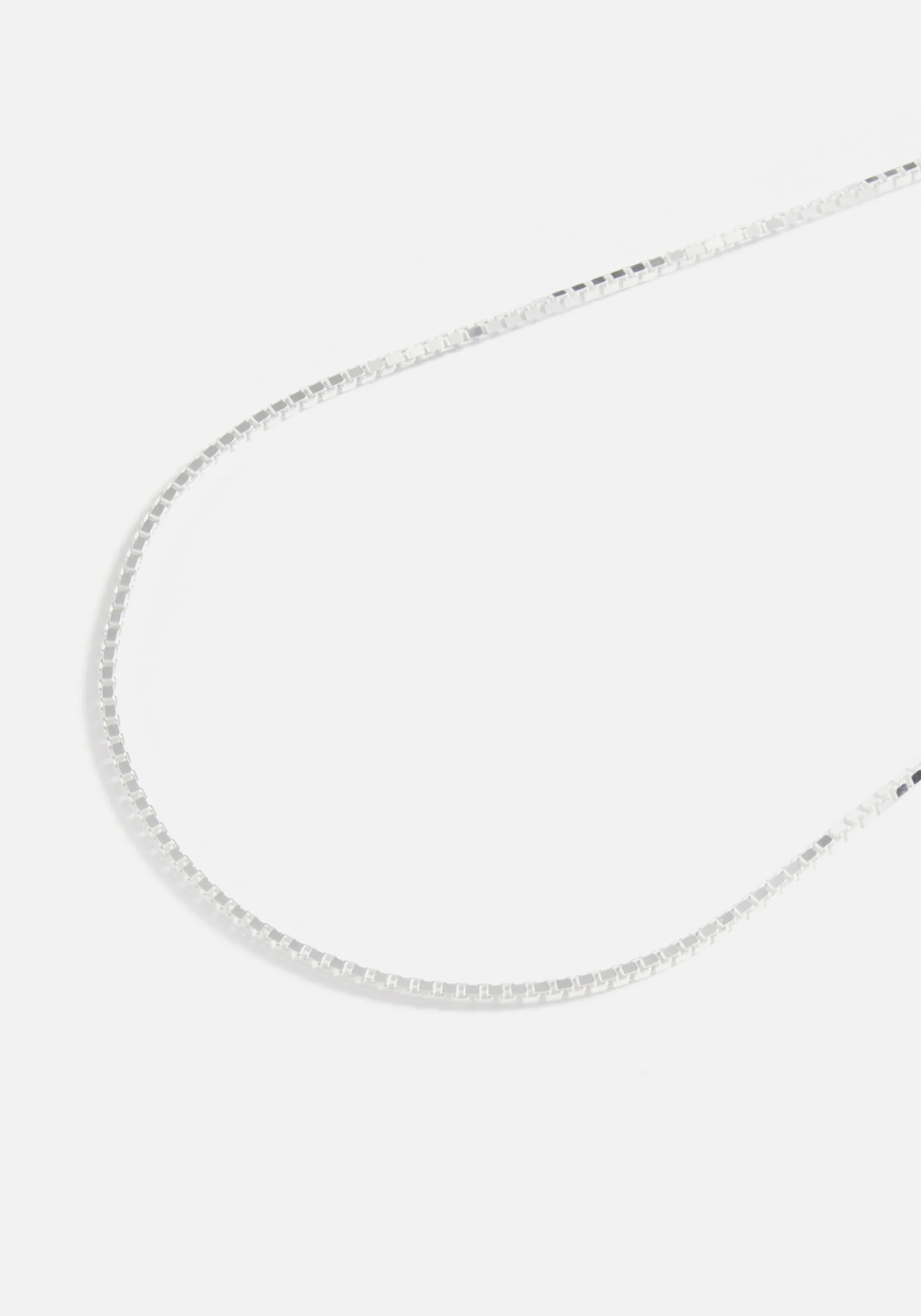 MKI BOX NECKLACE