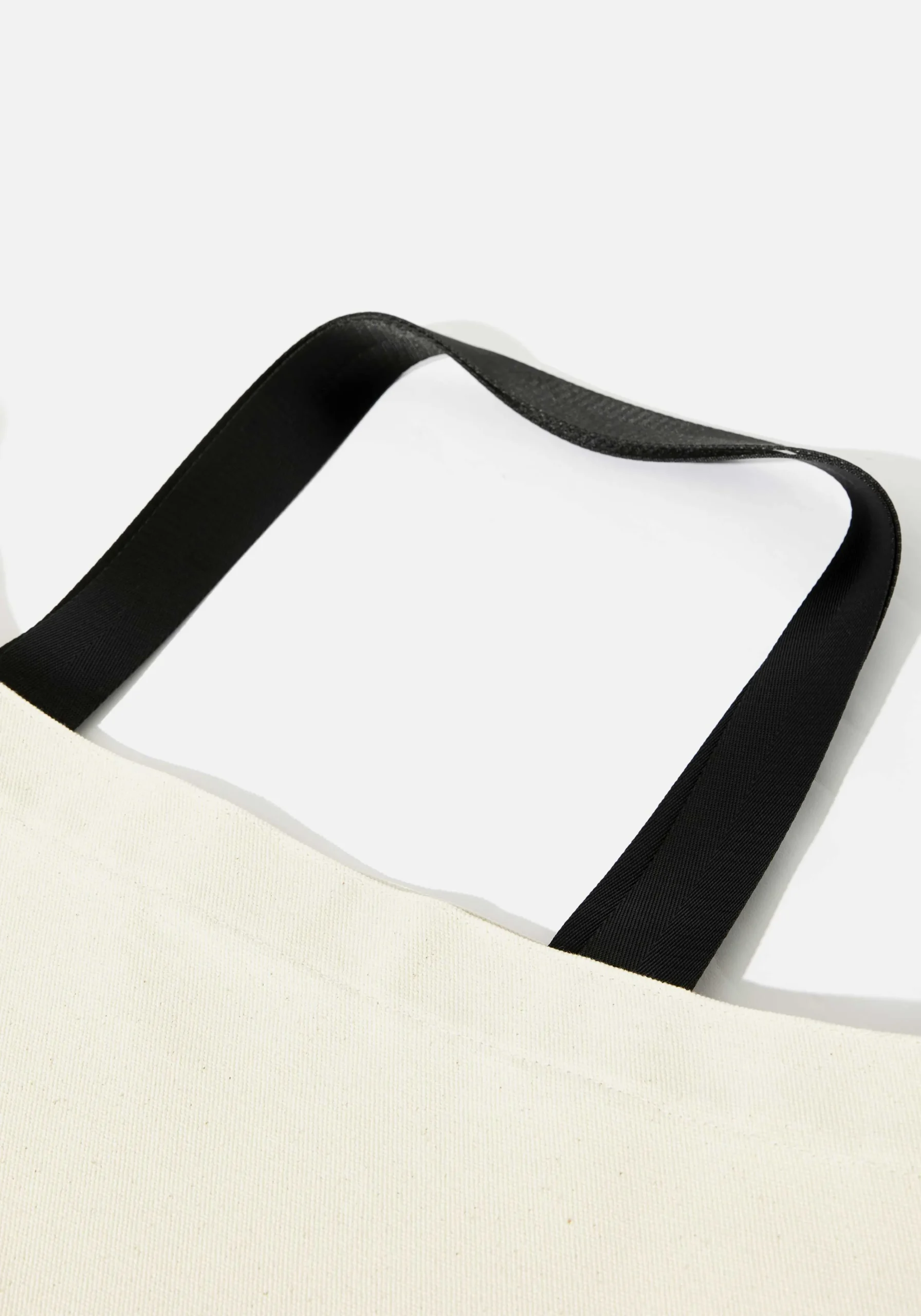 MKI CANVAS WEEKEND TOTE BAG