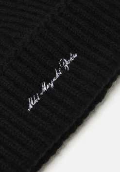 MKI CASHMERE RIBBED BEANIE