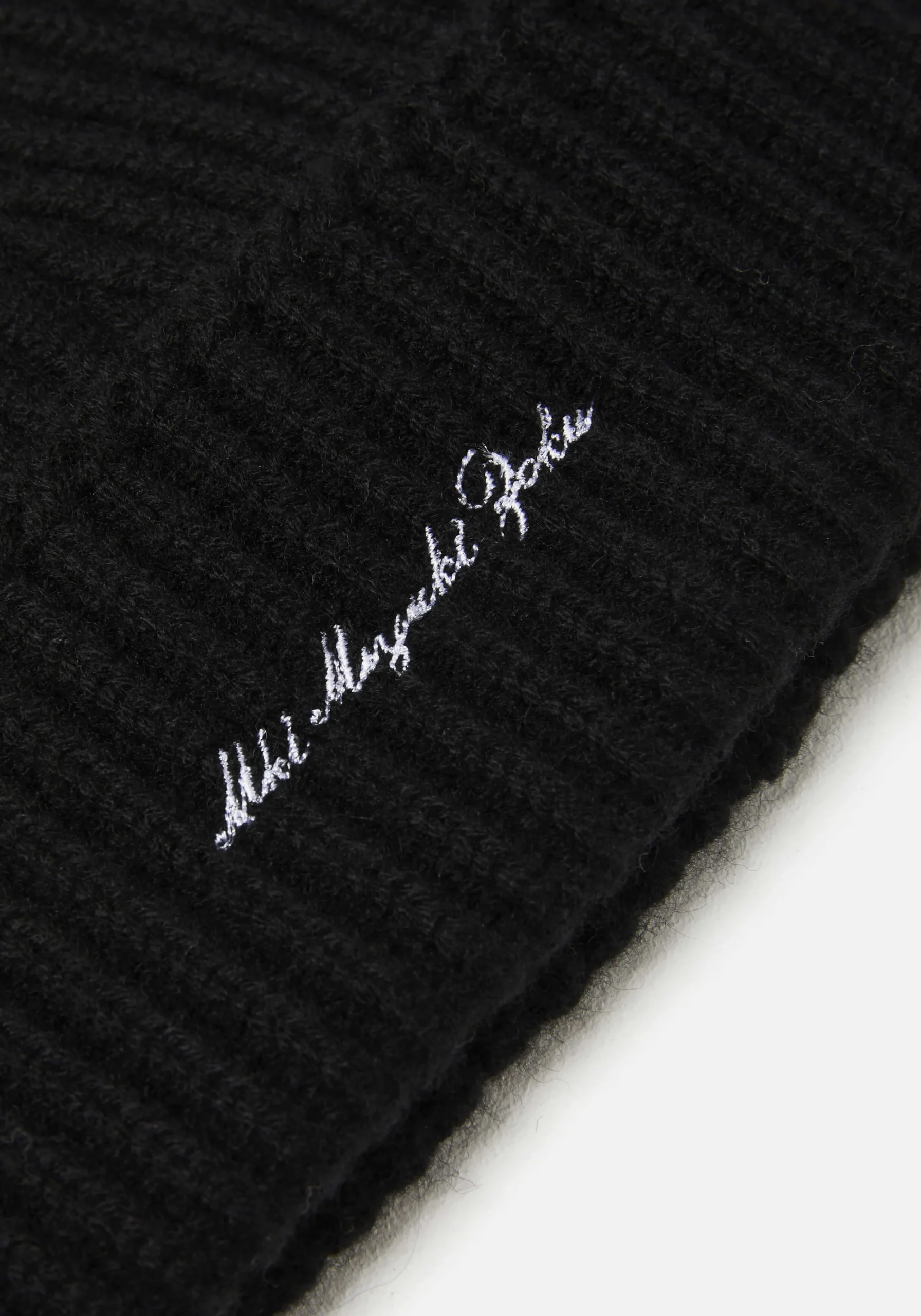 MKI CASHMERE RIBBED BEANIE