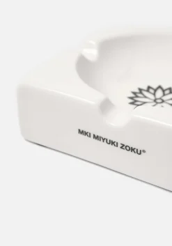 MKI CERAMIC ASHTRAY