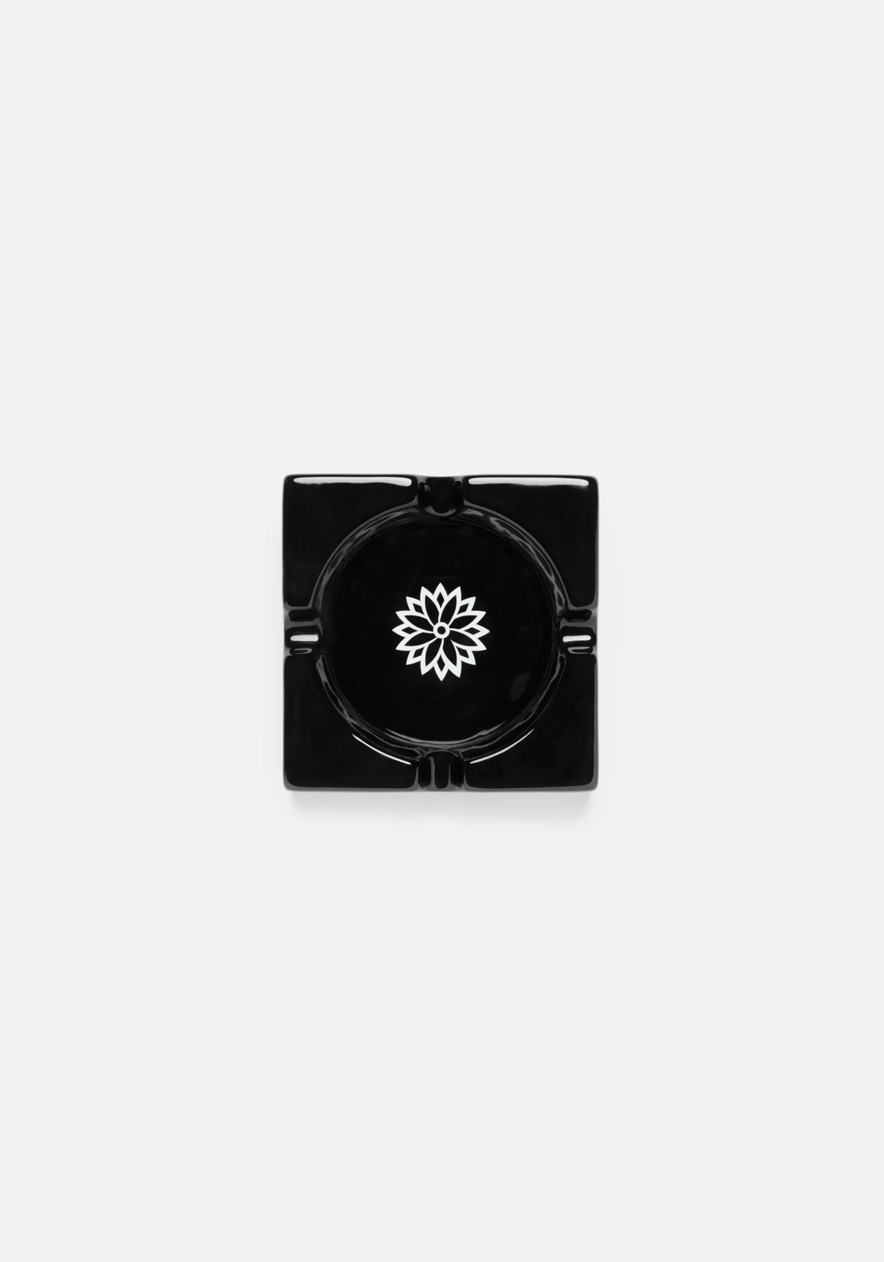 MKI CERAMIC ASHTRAY