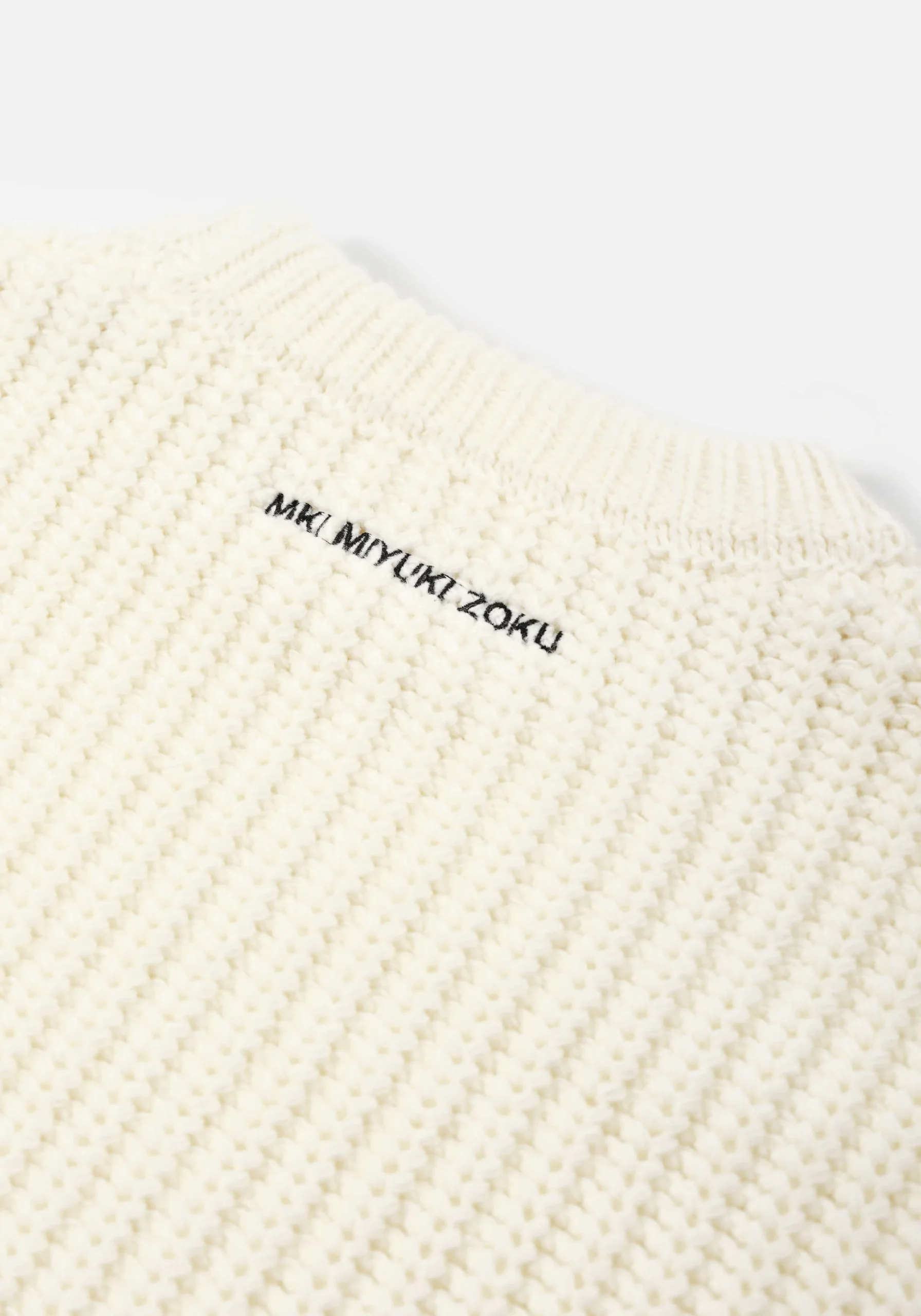 MKI CHUNKY RIB KNIT CREWNECK
