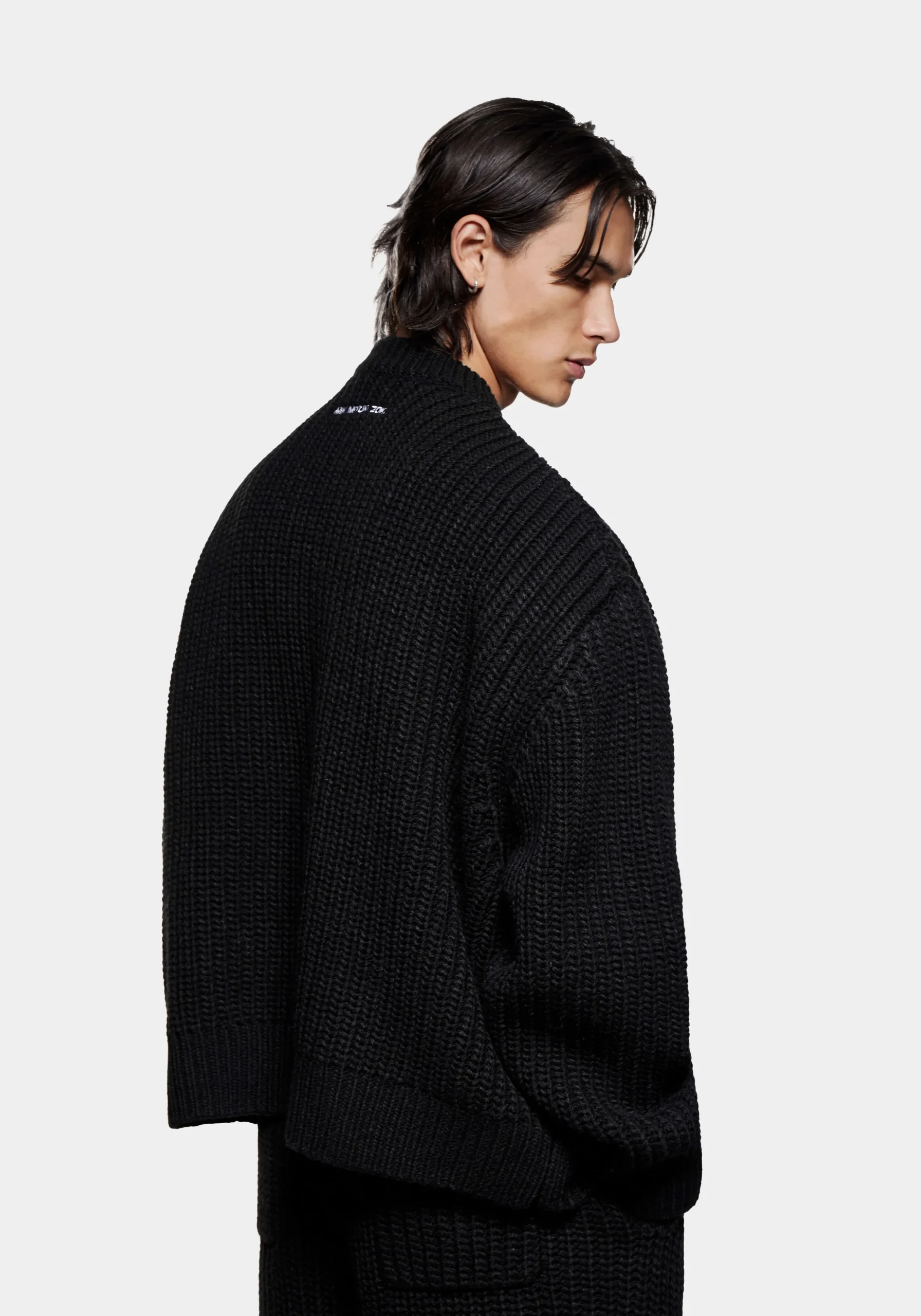 MKI CHUNKY RIB KNIT CREWNECK