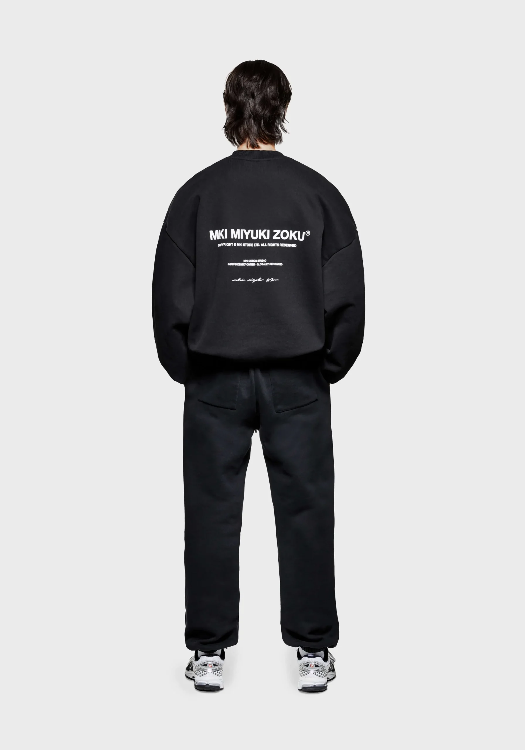 MKI DESIGN STUDIO CREWNECK
