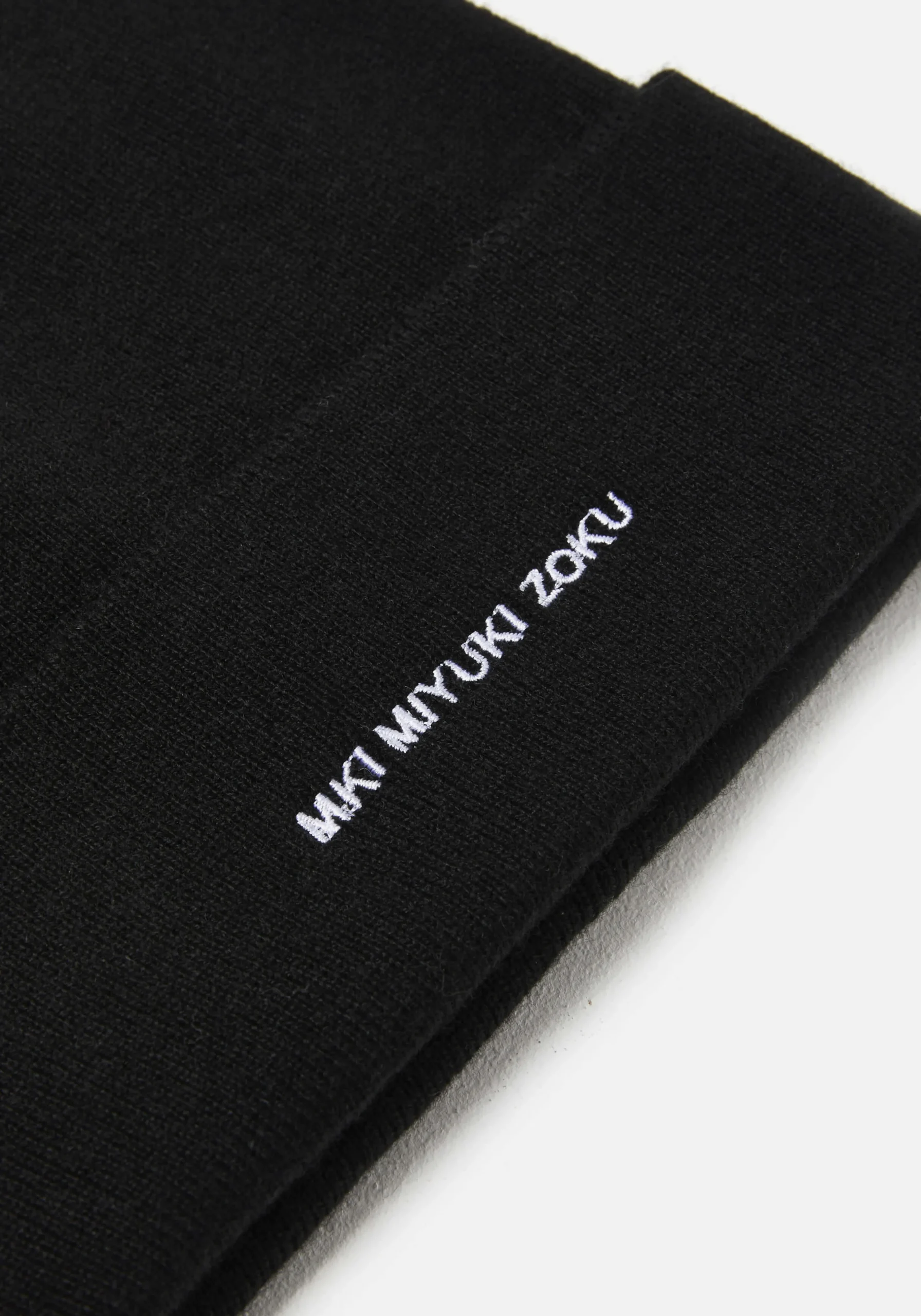 MKI EMBROIDERED MERINO BEANIE