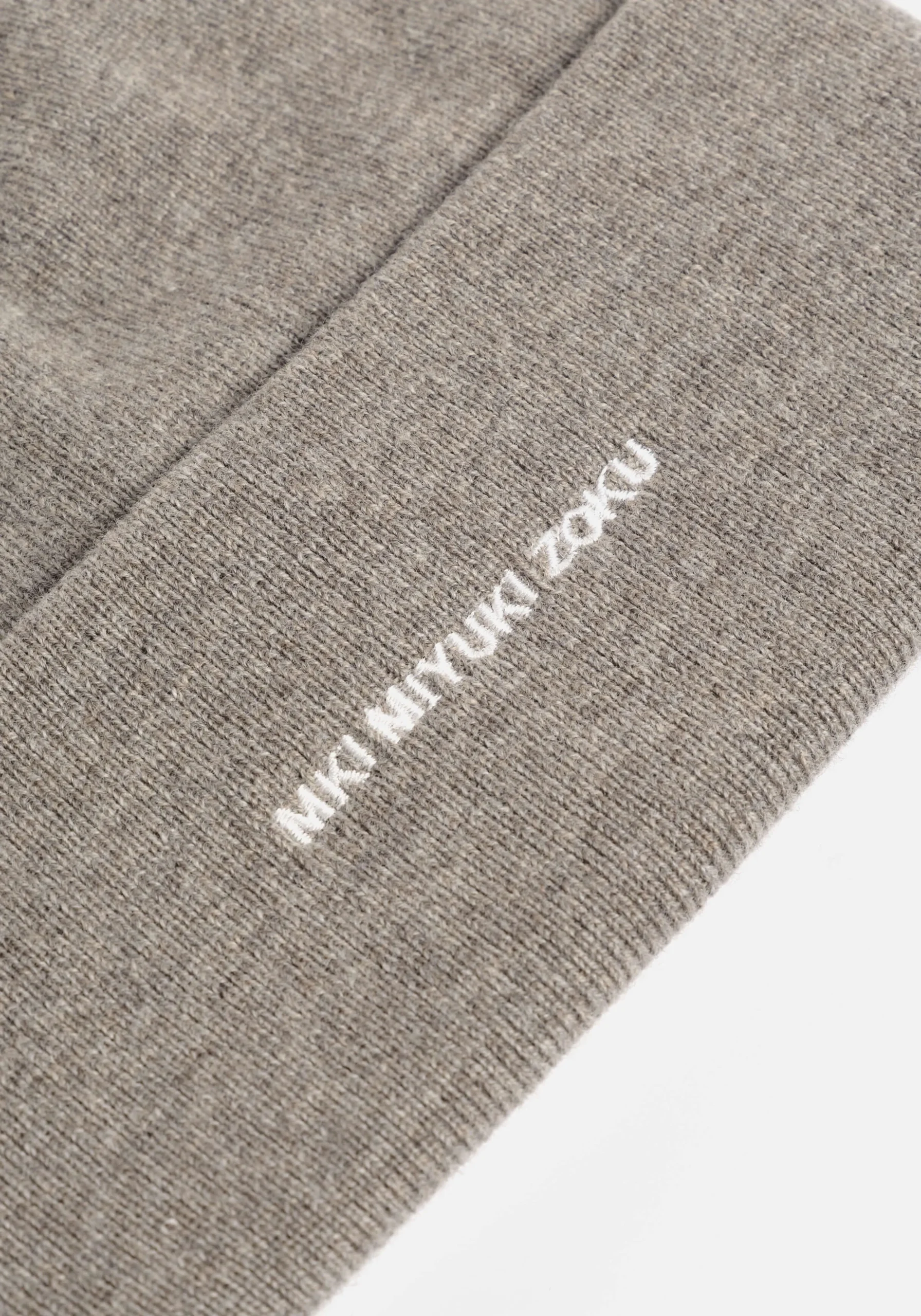 MKI EMBROIDERED MERINO BEANIE