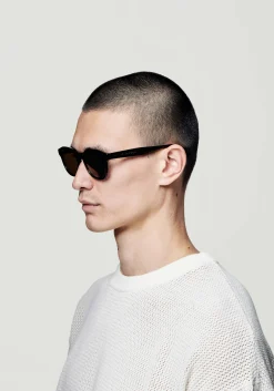 MKI KEYHOLE SUNGLASSES