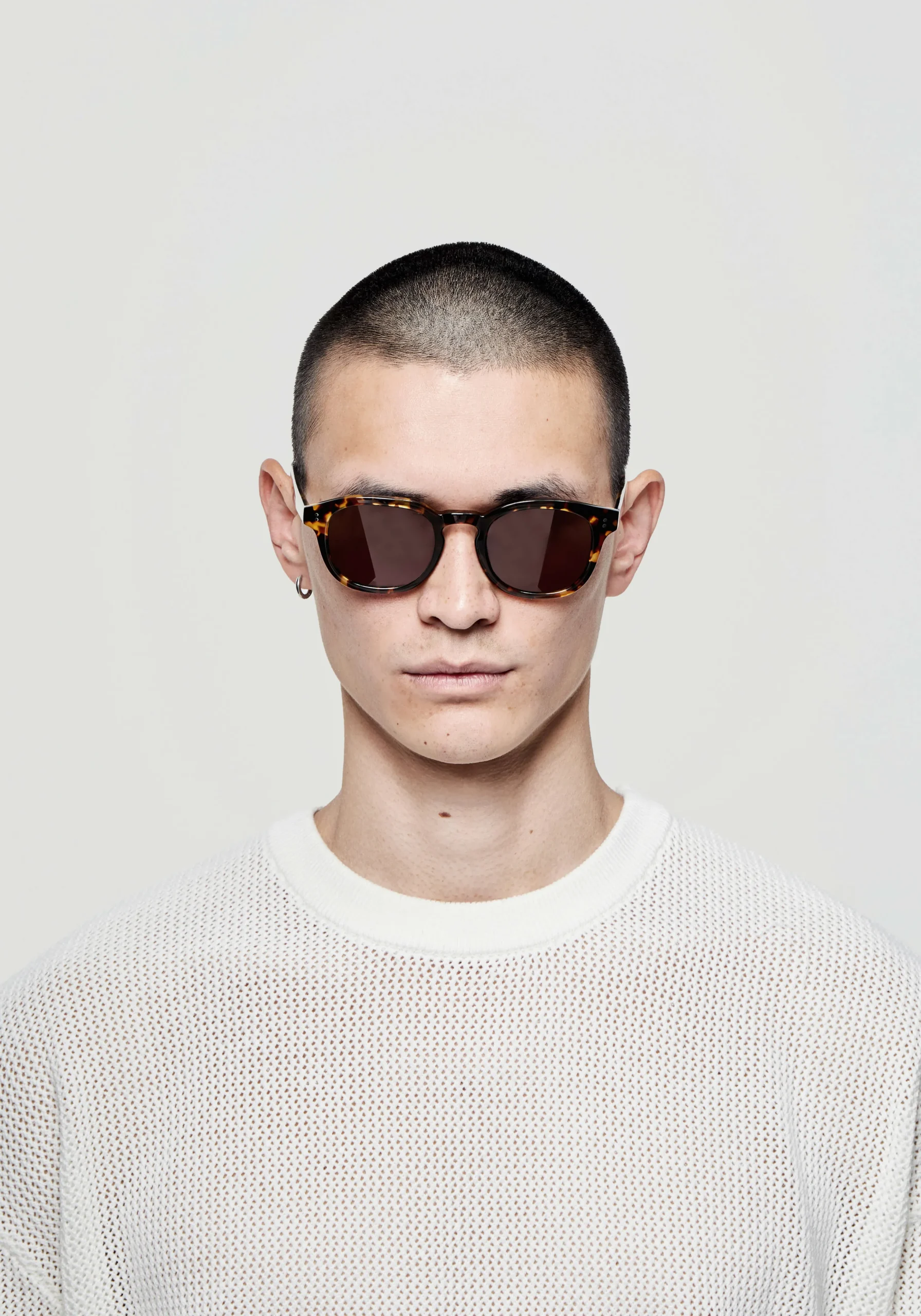 MKI KEYHOLE SUNGLASSES