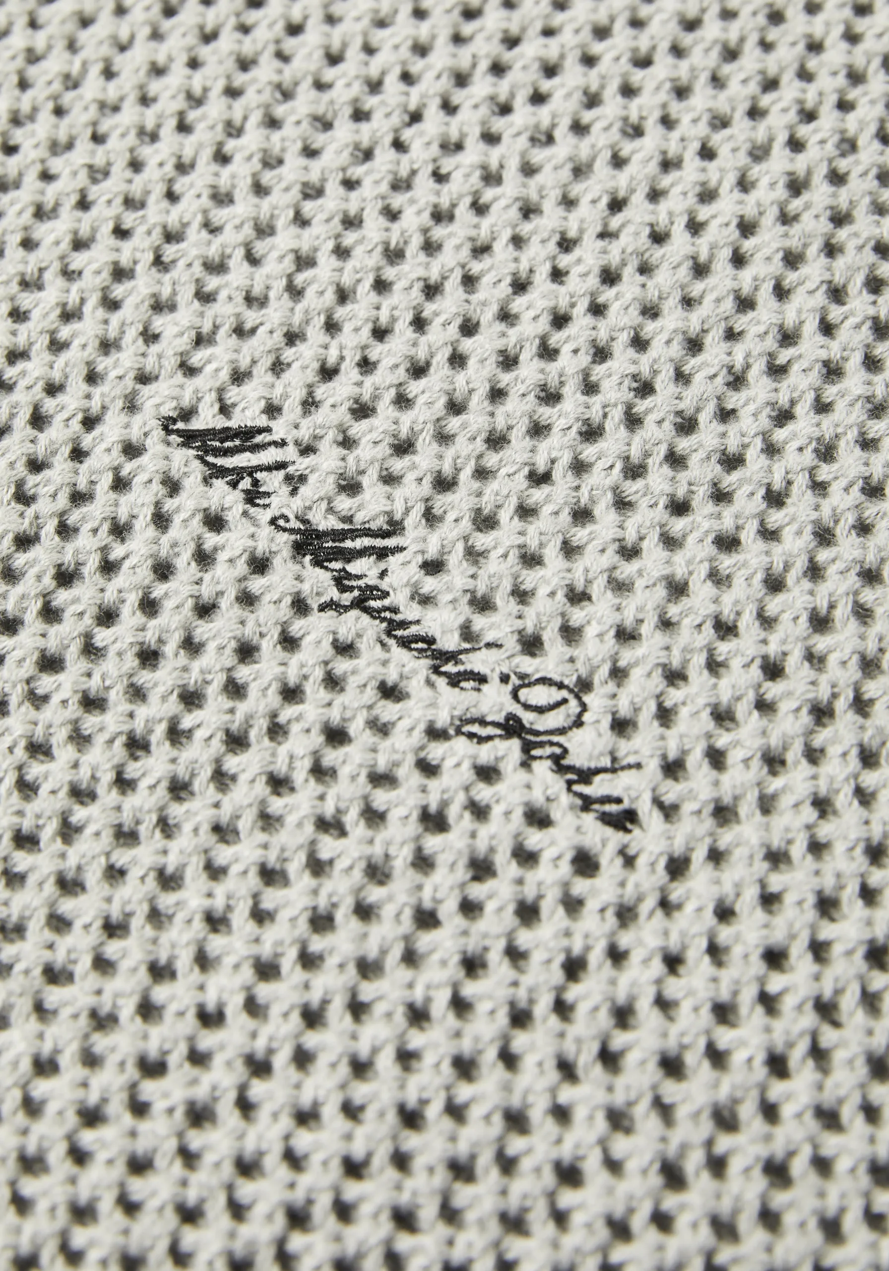 MKI LOOSE KNIT CREW