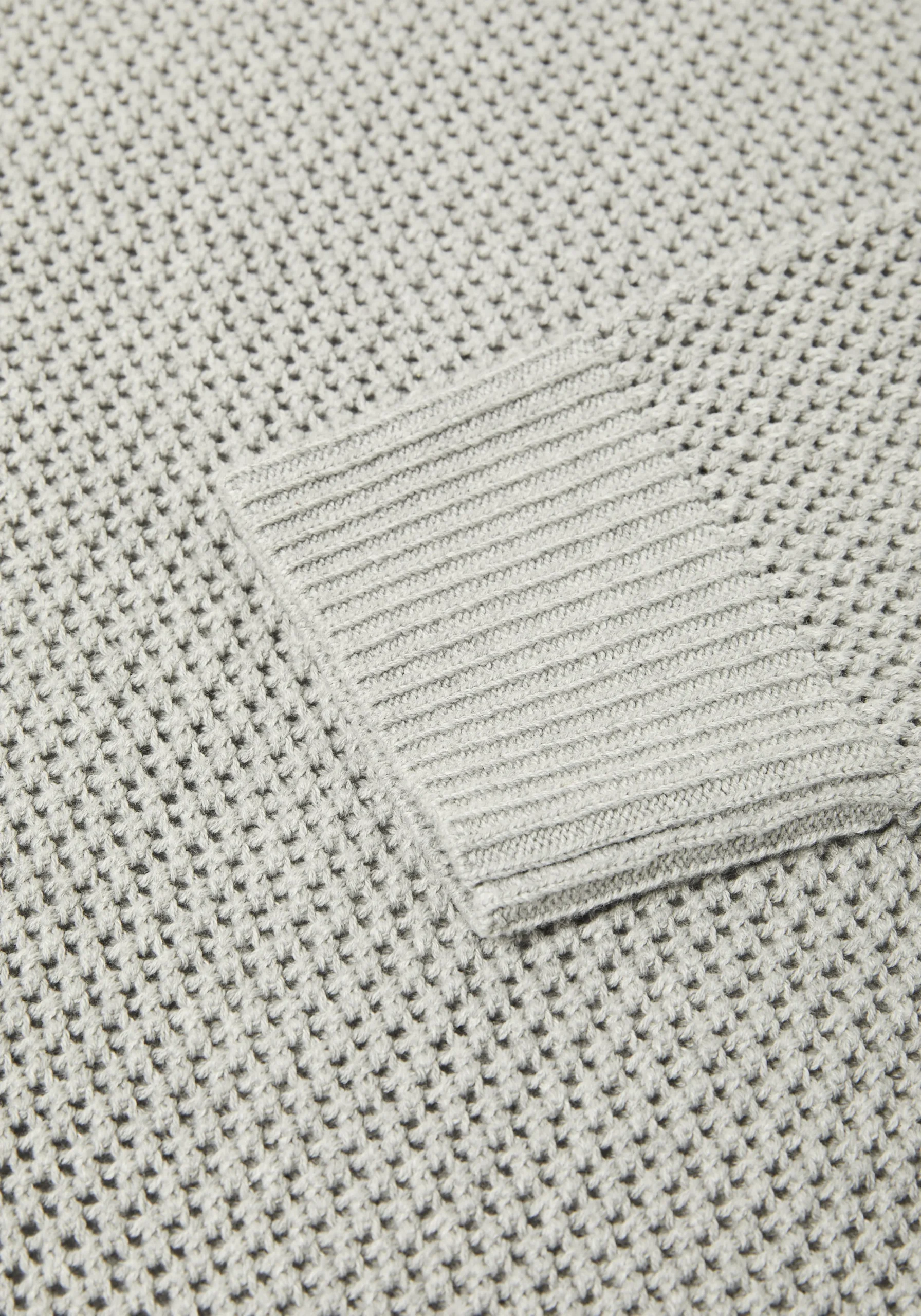 MKI LOOSE KNIT CREW