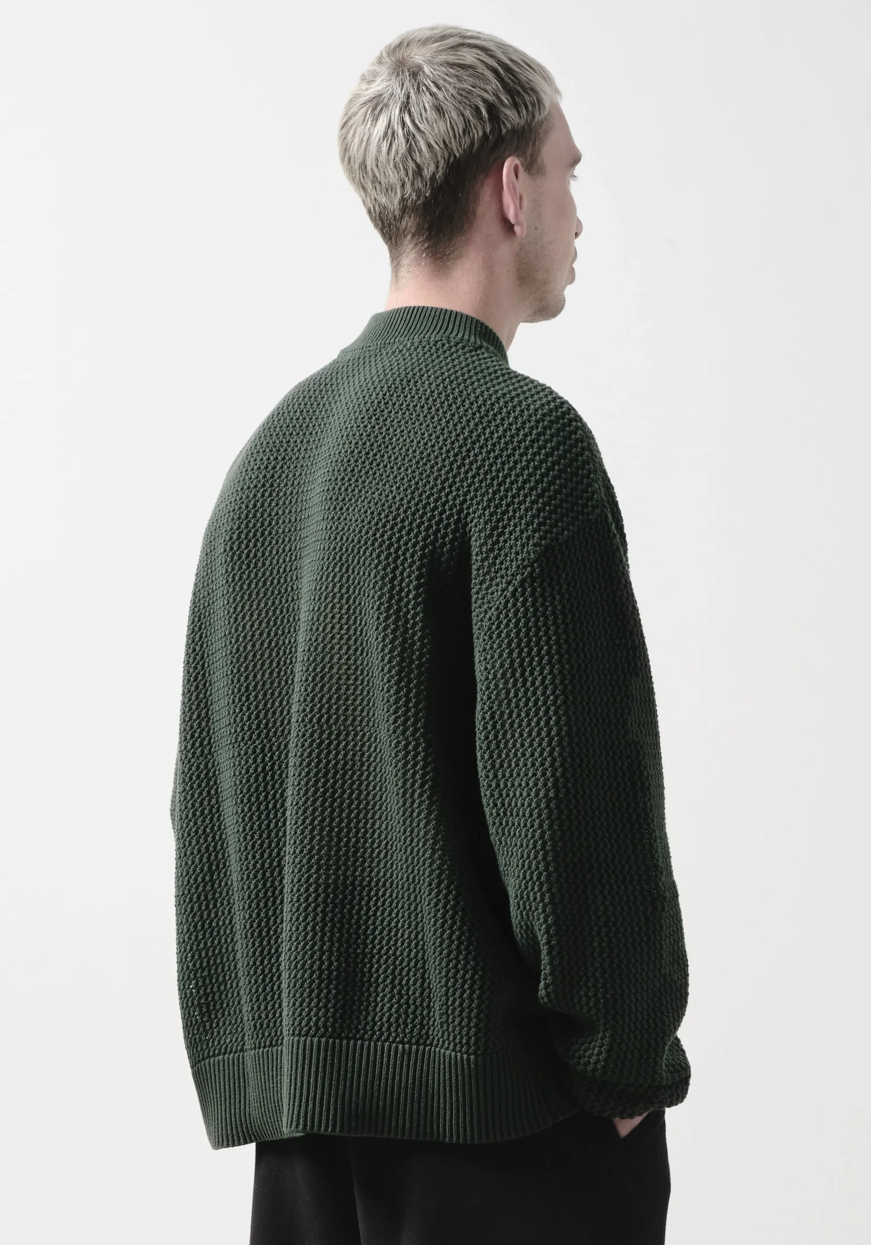 MKI LOOSE KNIT CREW