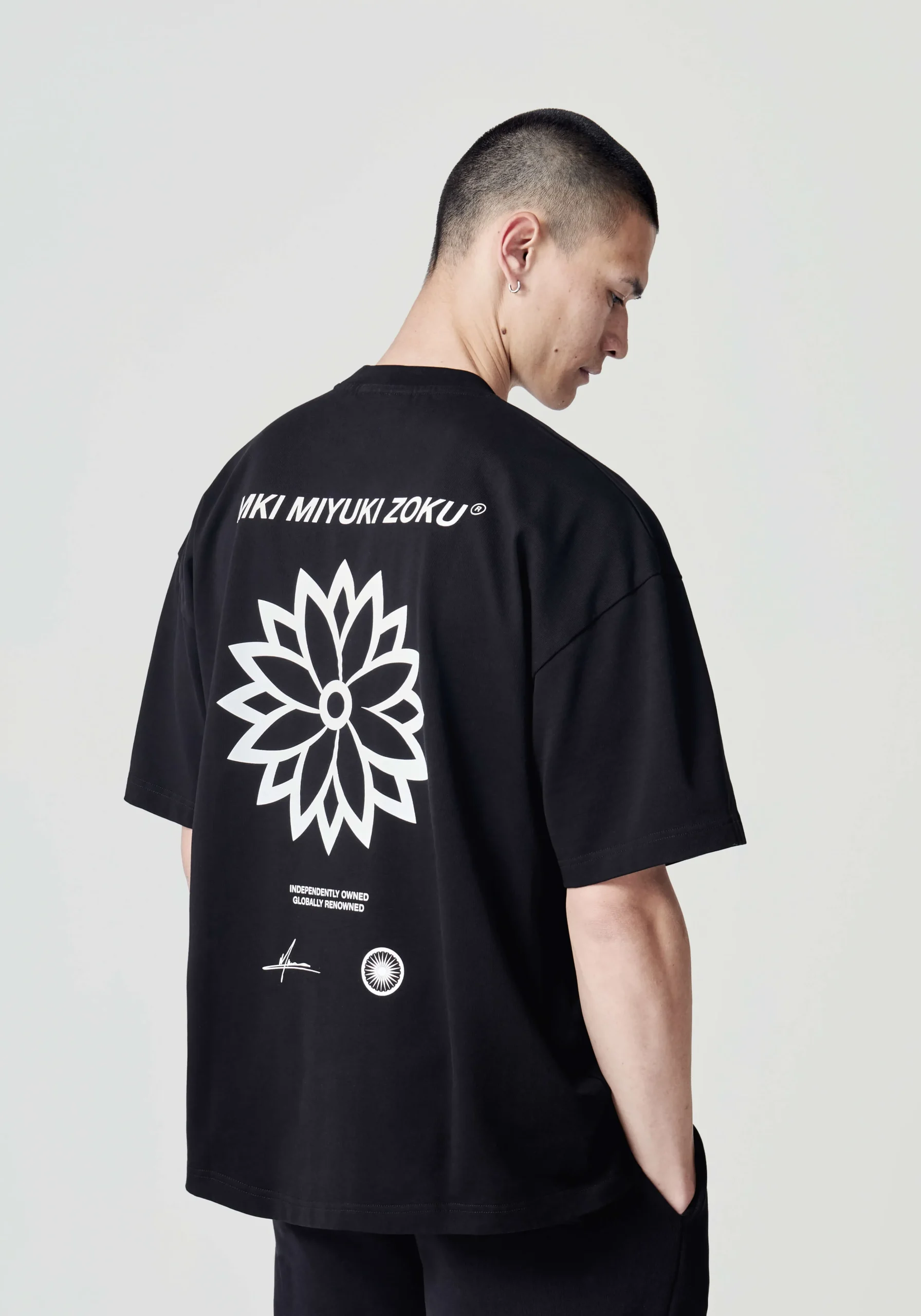 MKI LOTUS FLOWER T-SHIRT