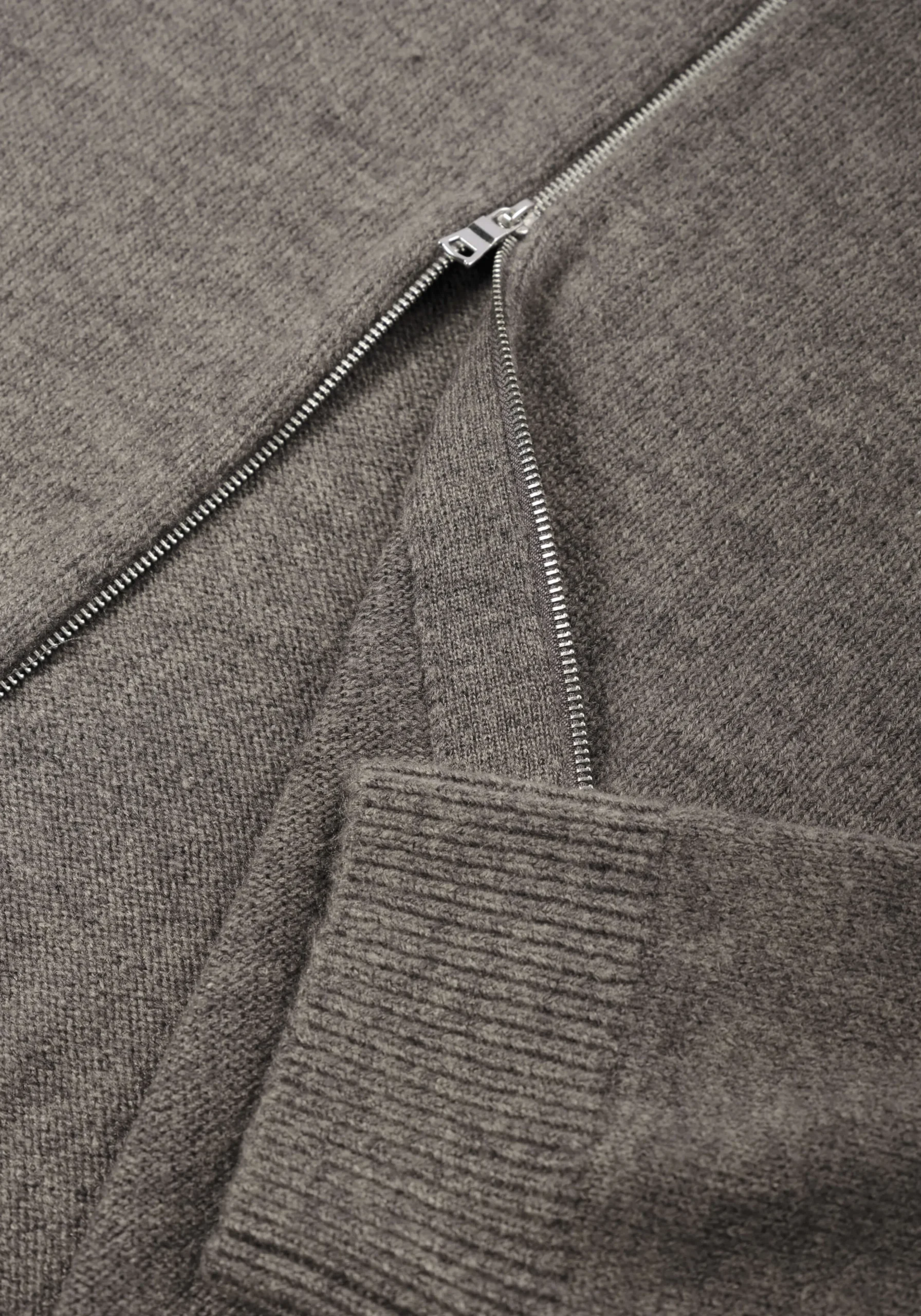 MKI MOHAIR BLEND KNIT TRACK JACKET