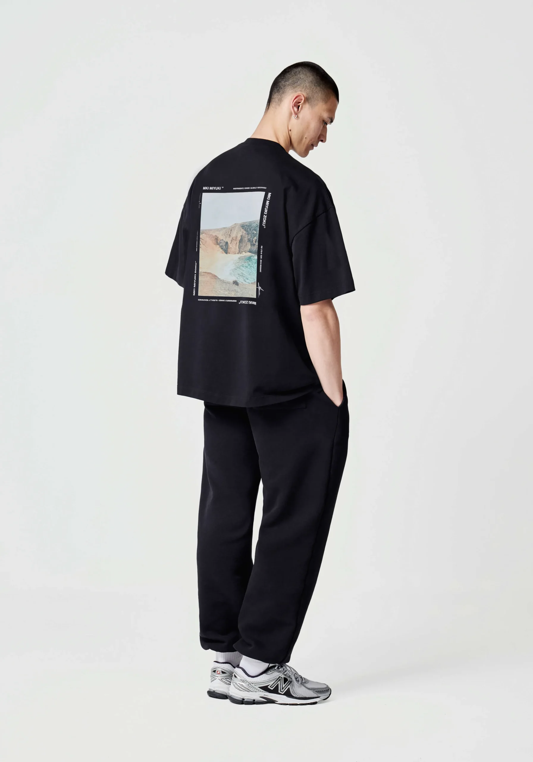 MKI RESORT PRINT T-SHIRT