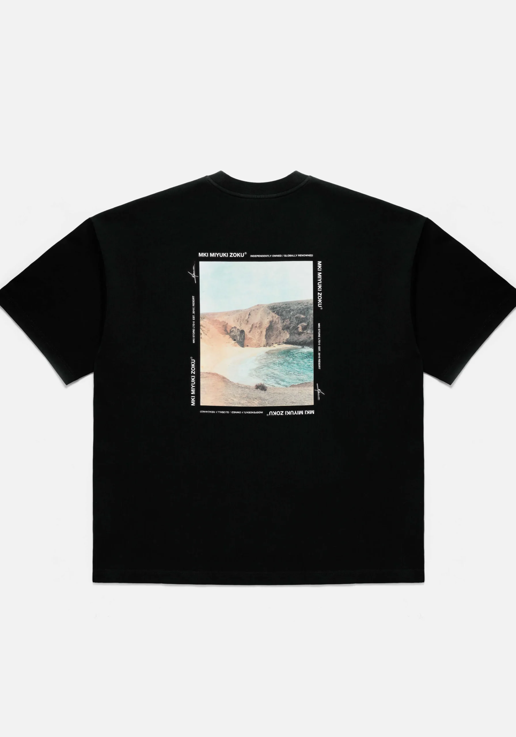 MKI RESORT PRINT T-SHIRT