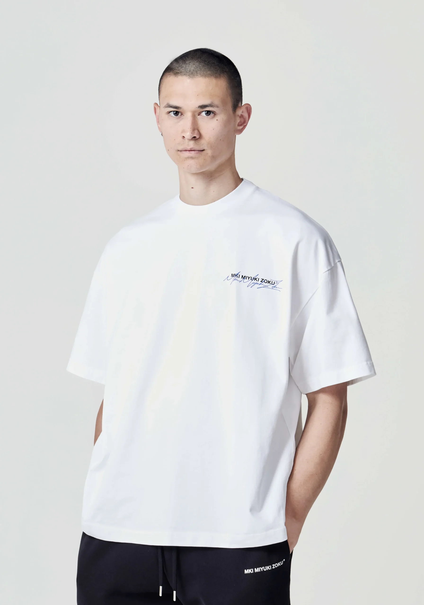 MKI SIGNATURE OVERLAY T-SHIRT