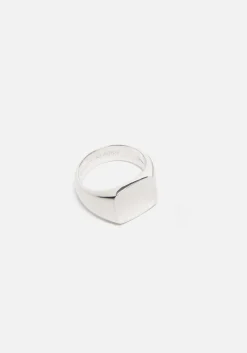 MKI SQUARE SIGNET RING