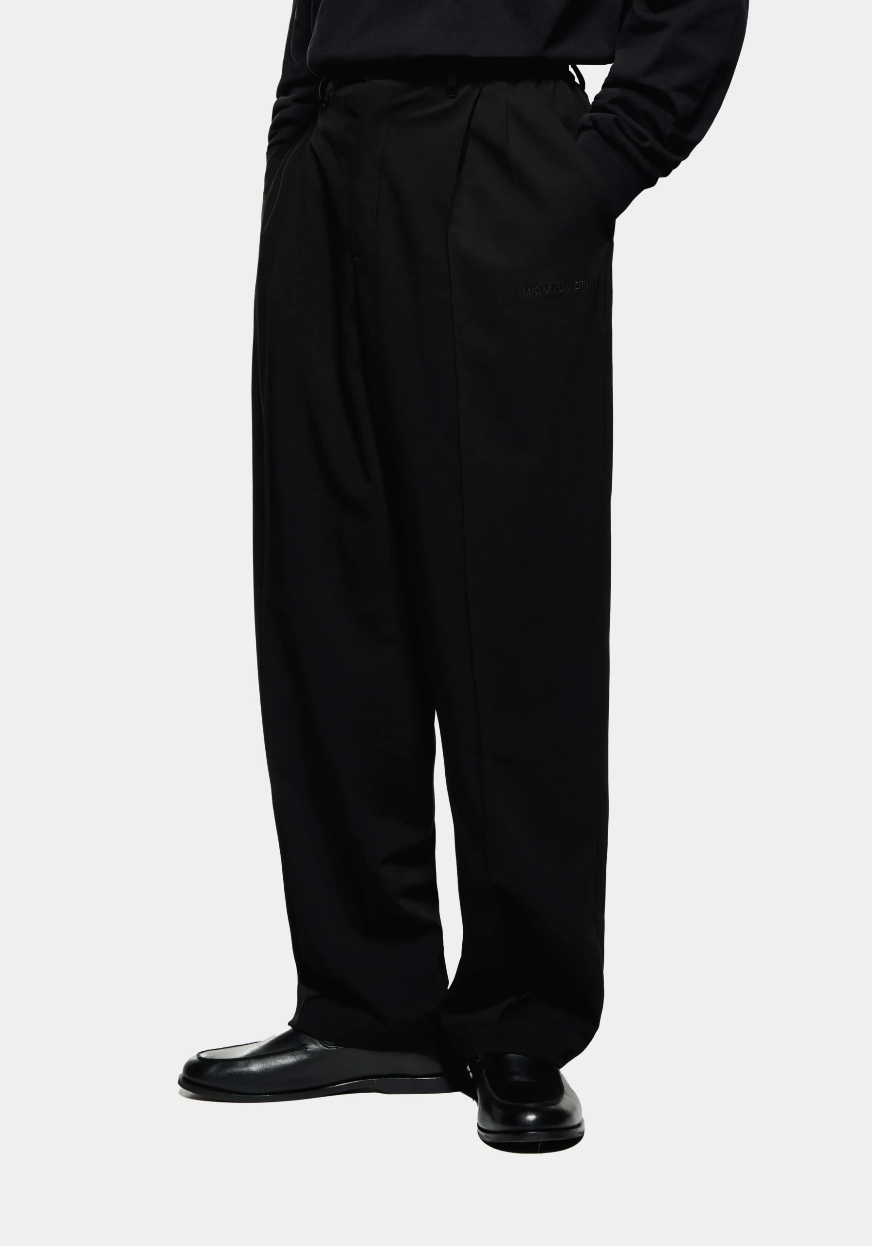 MKI WIDE FIT SUIT PANTS